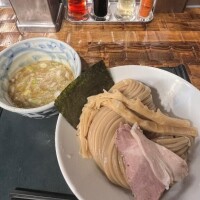 到着してさっそく…?