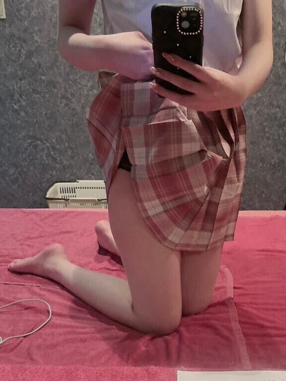 ちらっ