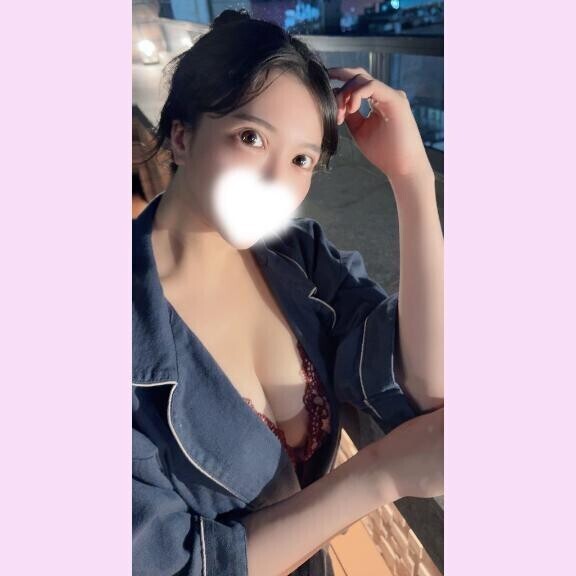 ?都会の屋上で…?