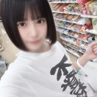 変な服好きで、(⌒ ? ⌒)