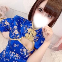 白咲ちあ