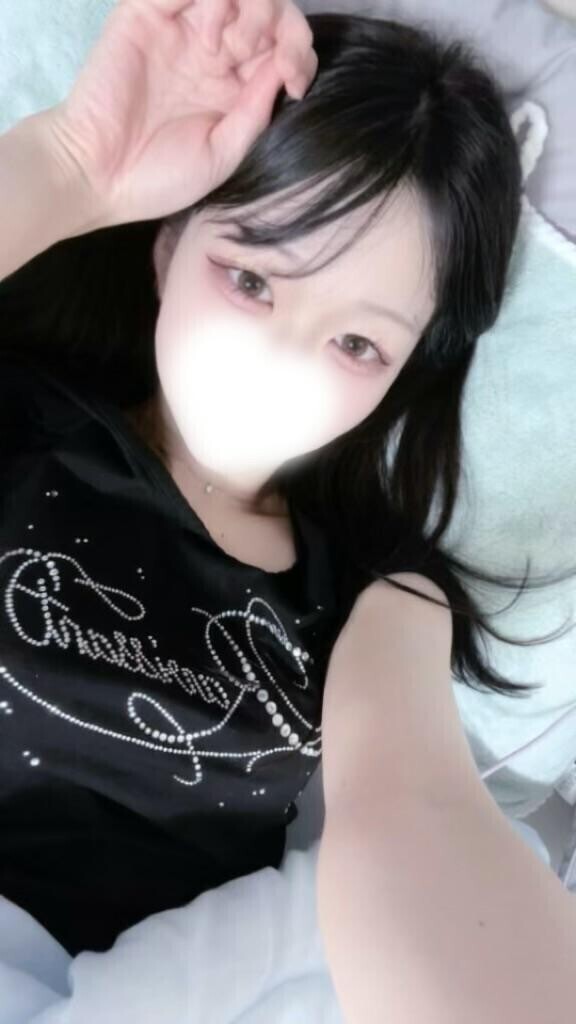 押し倒したら、、