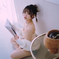 大勢の前で脱ぎました。