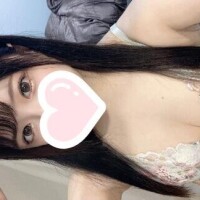 栗花落なほ