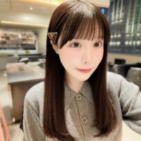 足立とあ