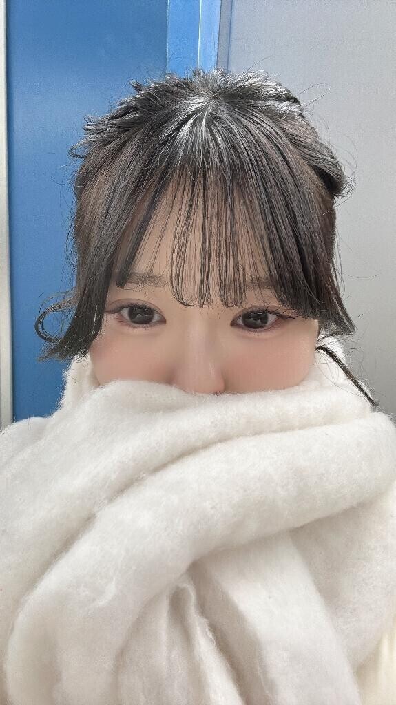 ALT:マフラーで埋もれるらう