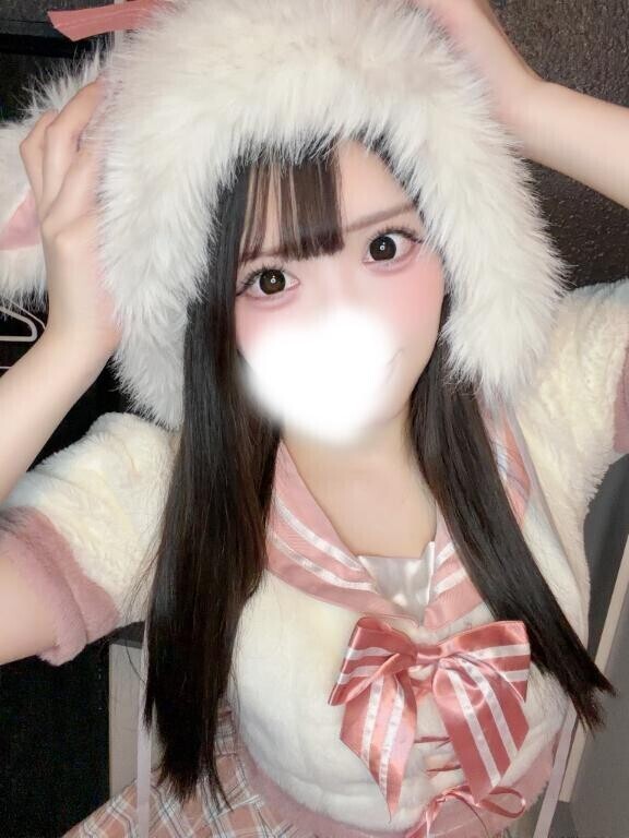 ?上目遣いで……?