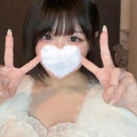 栗栖むぎ