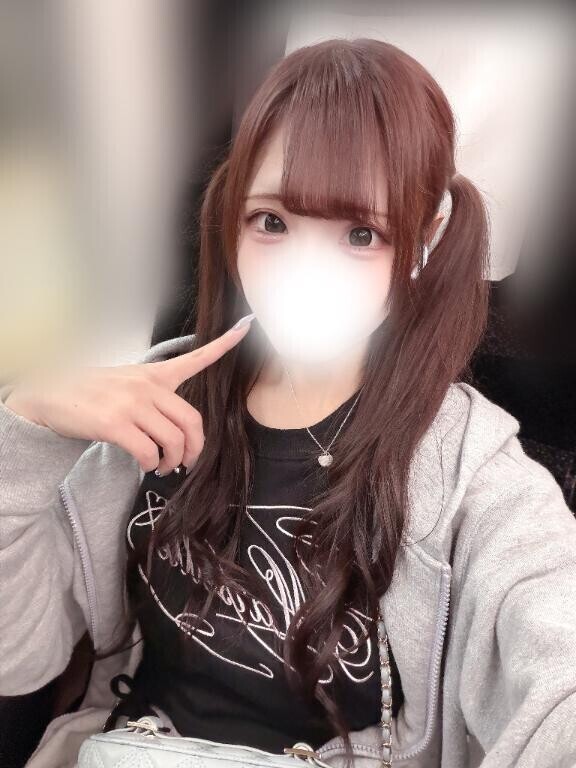 初日??