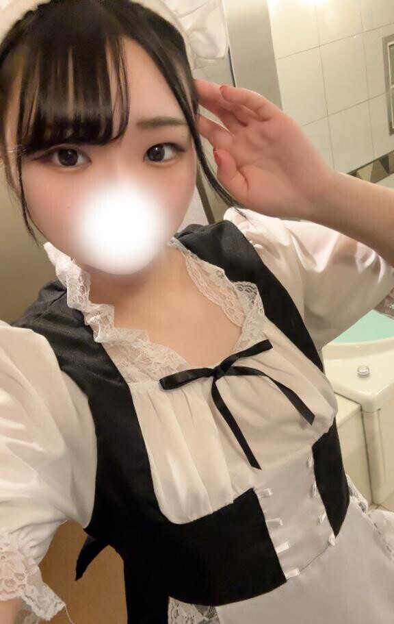 中からドロっと垂れてくる瞬間