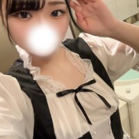 中からドロっと垂れてくる瞬間