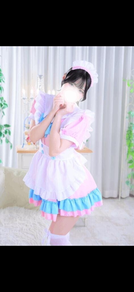ぴんくメイド?