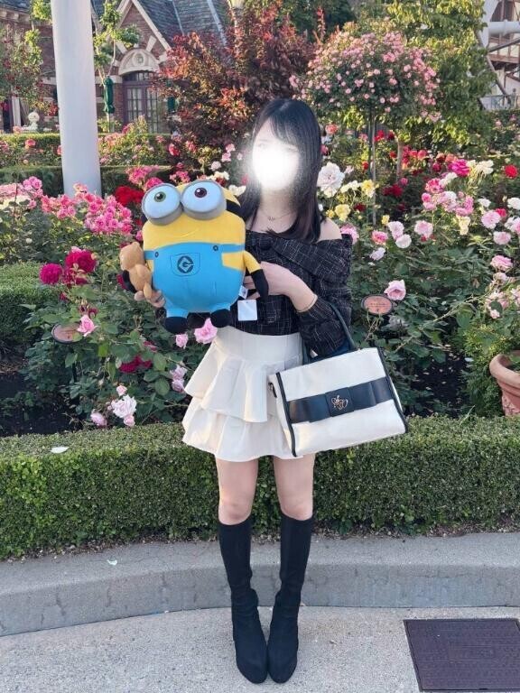 お目々を隠されたら、どこ触られるか分からなくてドキドキする…??
