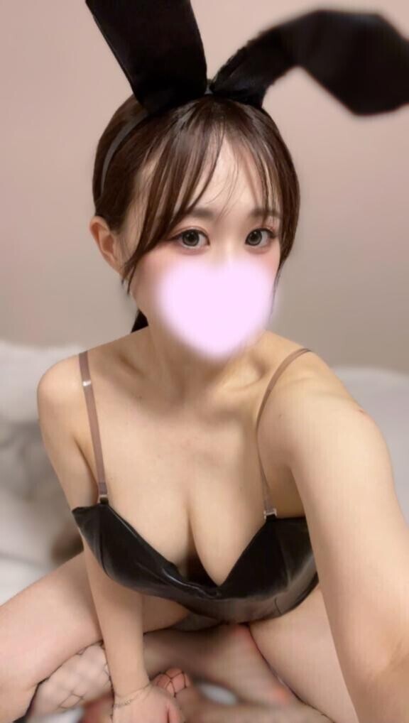 見えそうで見えないエロ