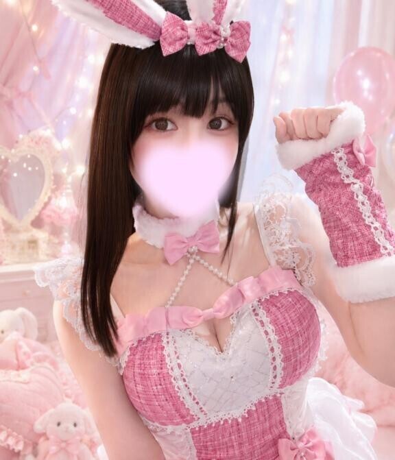 お兄さんをダメにするキスと密着…?