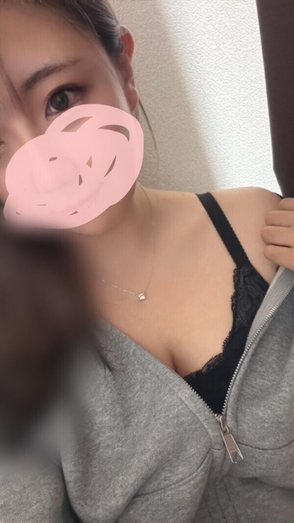 はじめまして！ひなです！