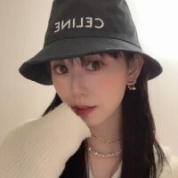 白金みなみ