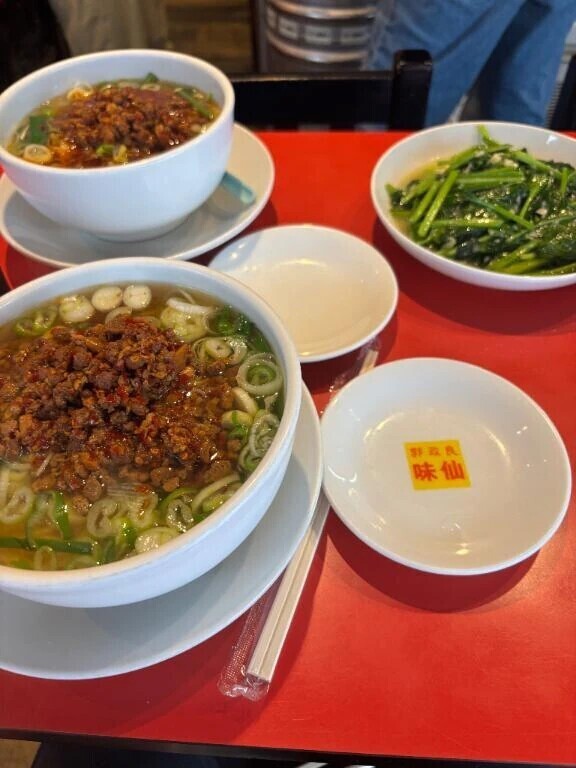 週末爆食い敢行🍜