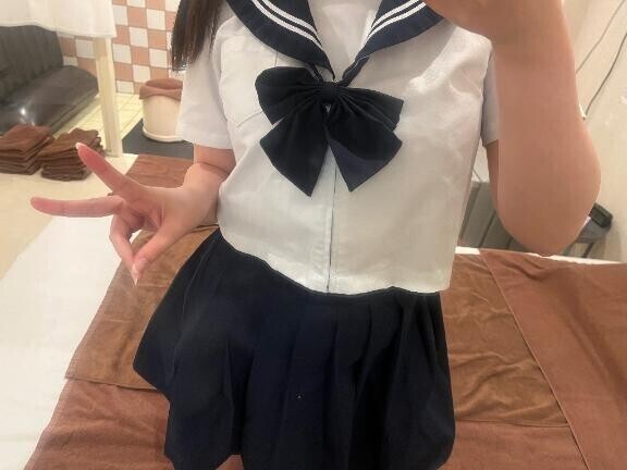 お洋服着たままってえちすぎない..!??