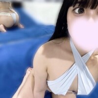 後ろからも..?