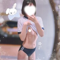 体操服の中身見たいお兄ちゃんいる？?