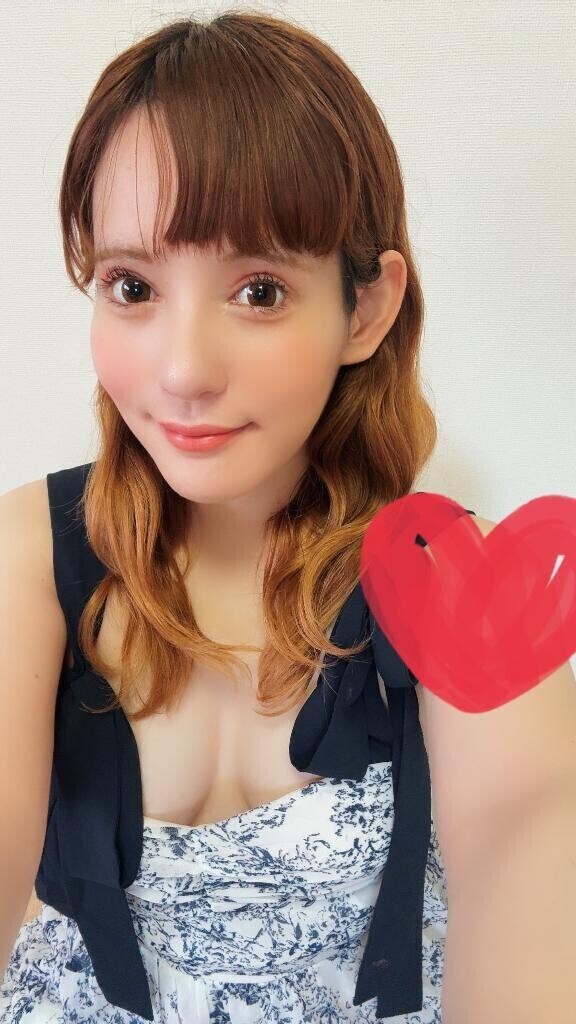 顔出し?