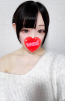 おしとやかなスレンダー美女！