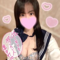 ねぇ、手つないでもいい？♡