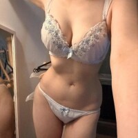 |˙꒳˙)まりかの全部…見ちゃう？♡