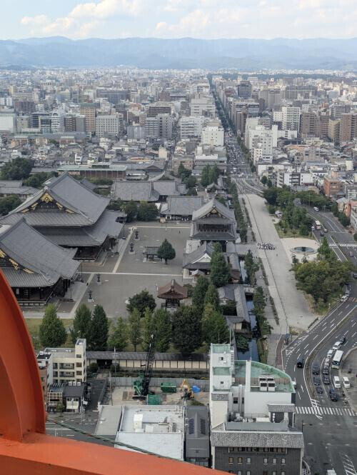 1２日に出勤します