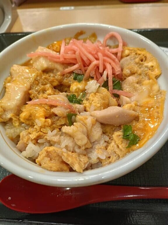 朝定食べてます