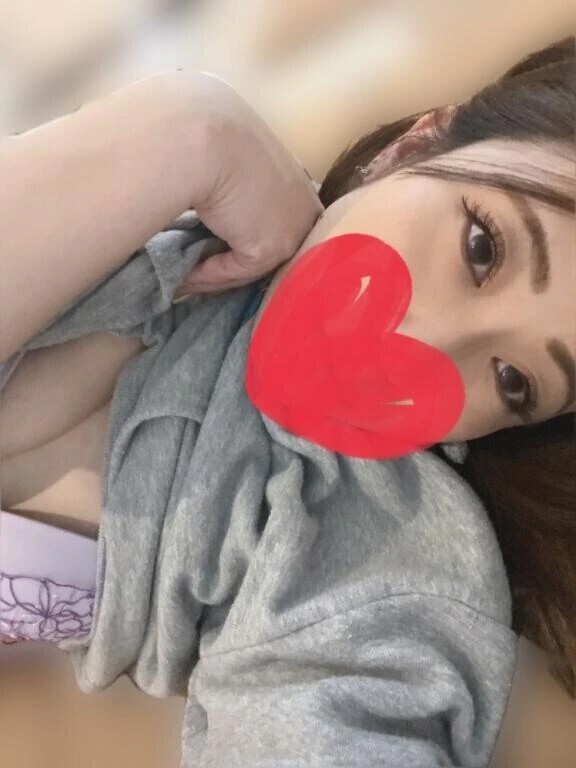 おります💦