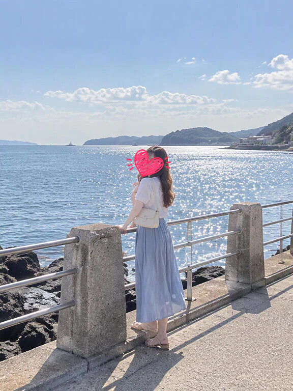 そんなに見つめないでよっ♡