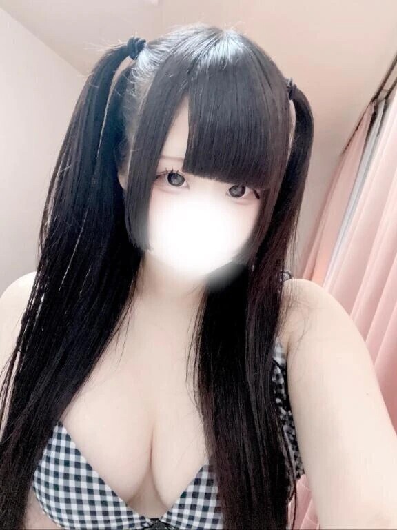 ​​​​​​​おにぃさま早く鍵閉めて❔🗝⟡.·