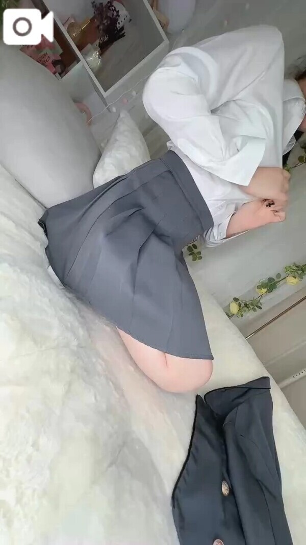 お洋服ぬぎぬぎ 💞