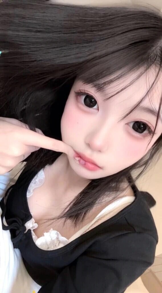 明日12時~居ます♡