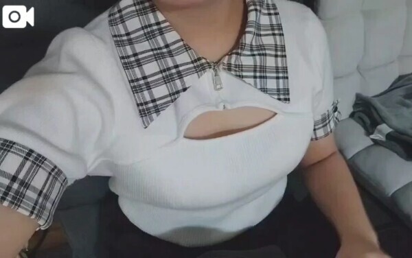 つんつん👉🏻