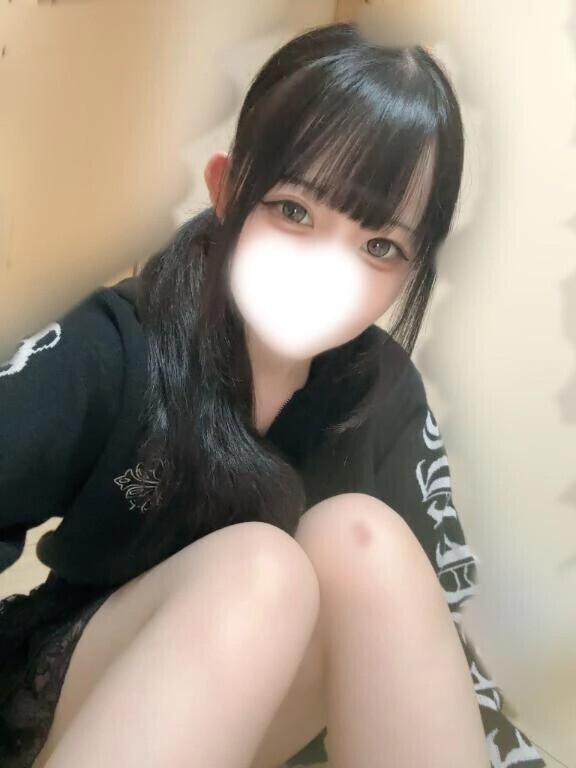 今日も 🧏🏻‍♀️🤍
