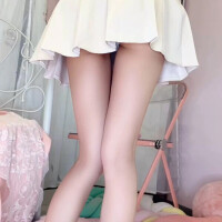 スカートの中……////