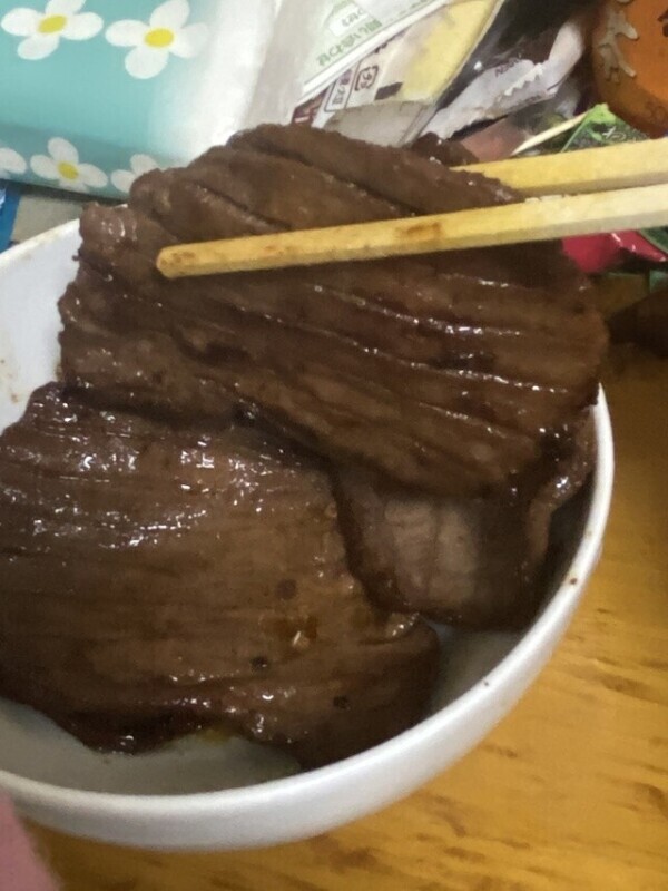 今日夜ご飯🍚牛タン❤️うまうま明日出勤だよ