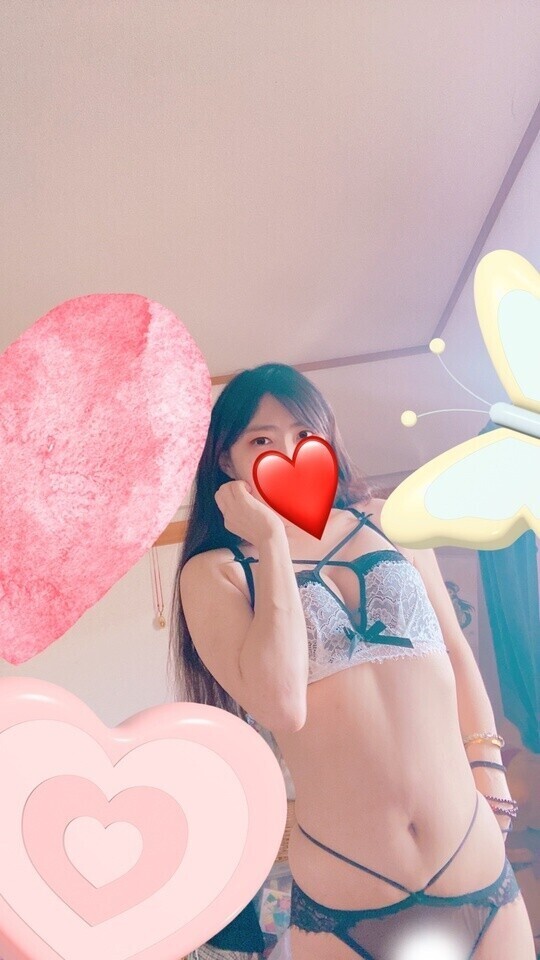 今日は曇りですね💧でも‬かれんの心は晴れてす😊