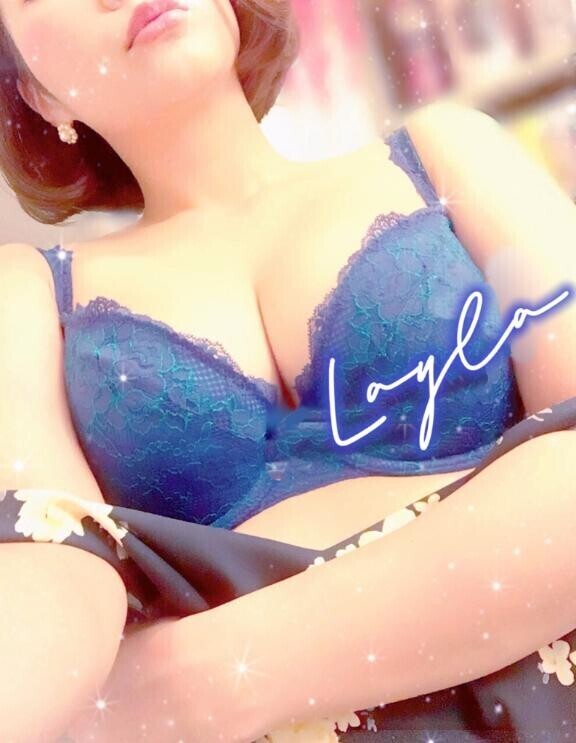 狙われる後ろ姿。