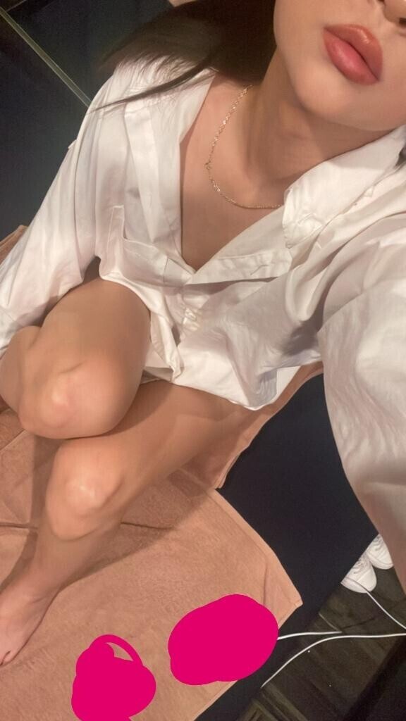 履いてませんよ？