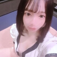 新しいドレスとともに?