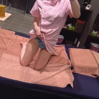 お休みです