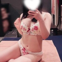 きてね！