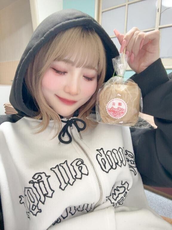 子供じゃないモーン。大人になったよ