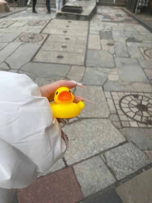 🧖🏼‍♀️🫧