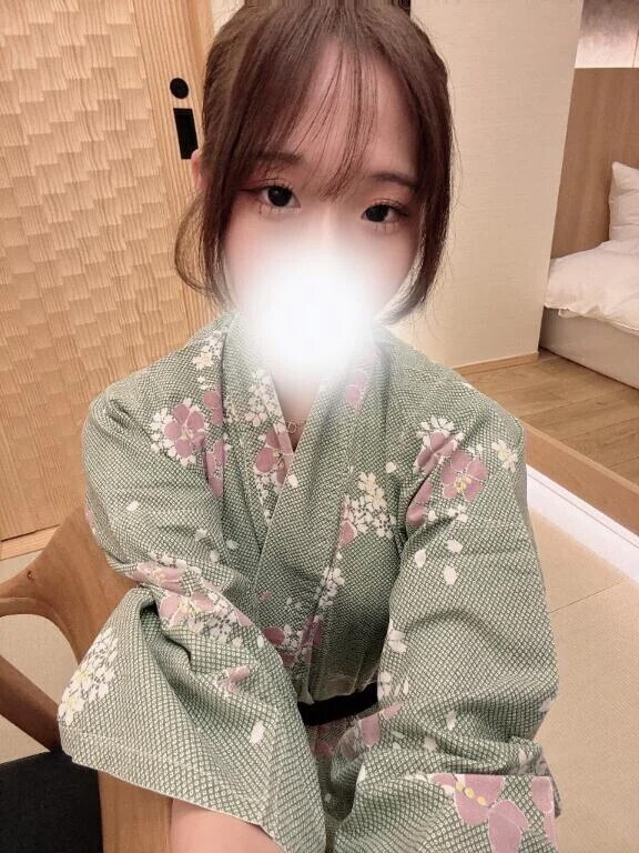 夜は誰と…？🌃🤍