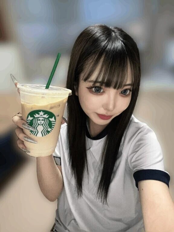(*´ч`*)